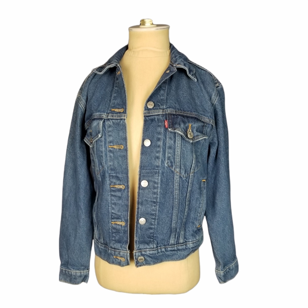 Levi's Women's denim jacket Cotton Trucker Size XS